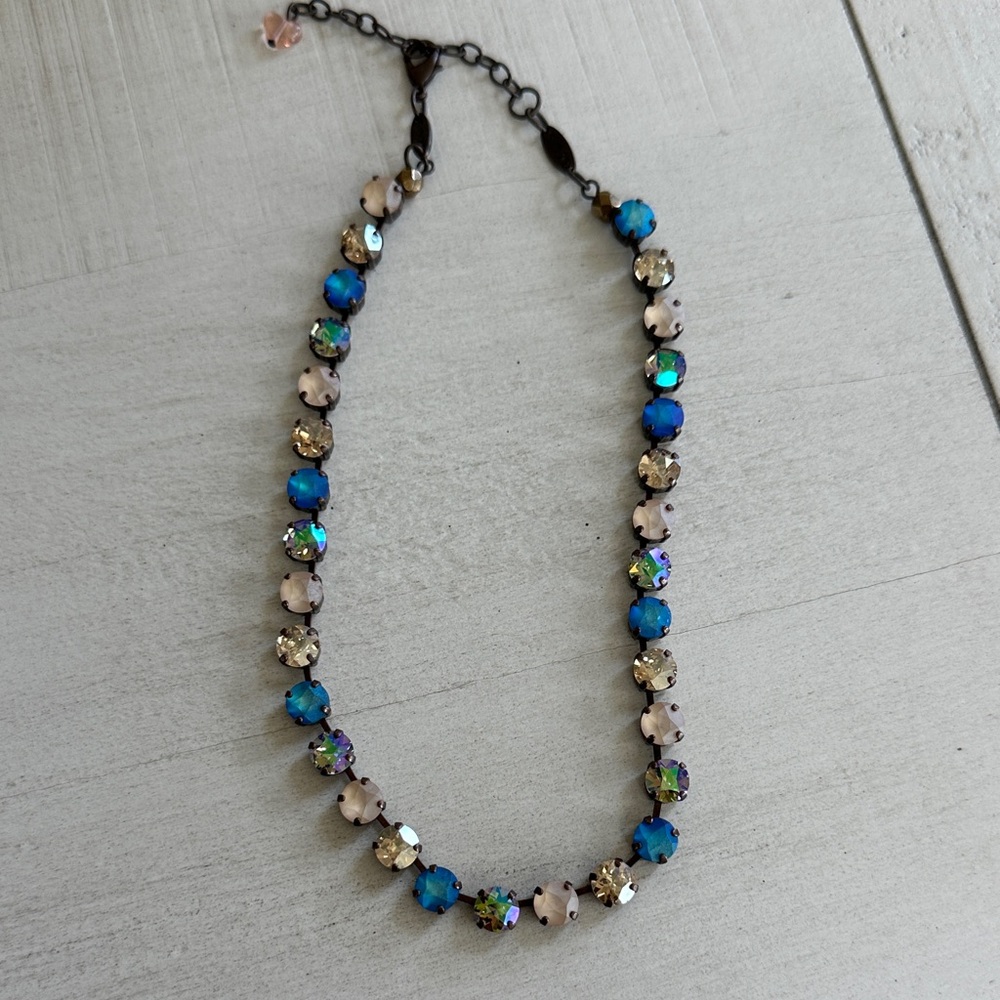 Sabika fun size Iridescent Blue Crystal Necklace
